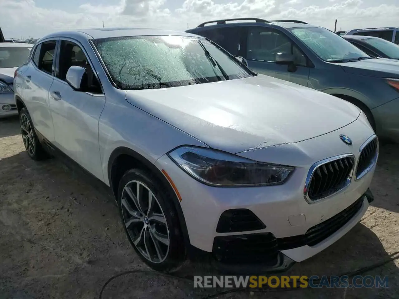 4 Photograph of a damaged car WBXYH9C08M5S77485 BMW X2 2021