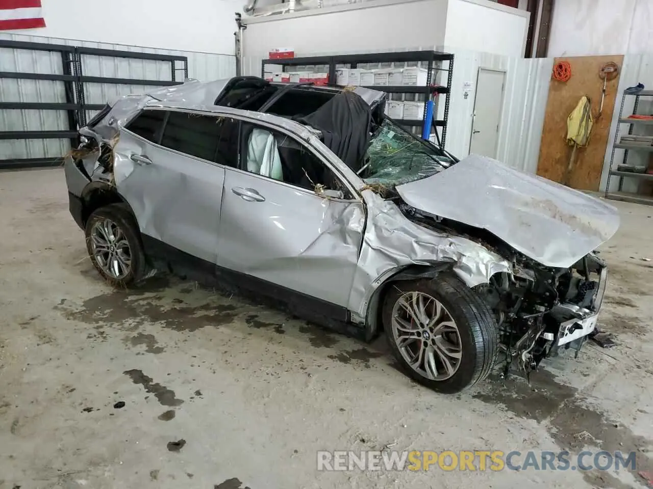 4 Photograph of a damaged car WBXYH9C09M5S43877 BMW X2 2021