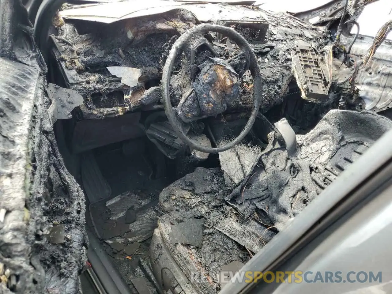 8 Photograph of a damaged car WBXYJ1C03M5S71678 BMW X2 2021
