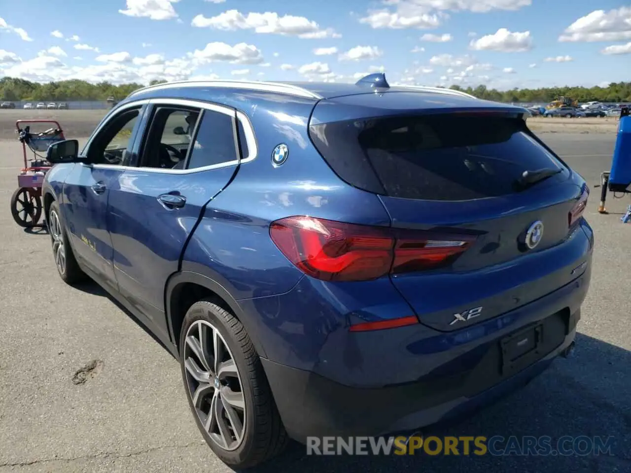 3 Photograph of a damaged car WBXYJ1C04M5S47275 BMW X2 2021