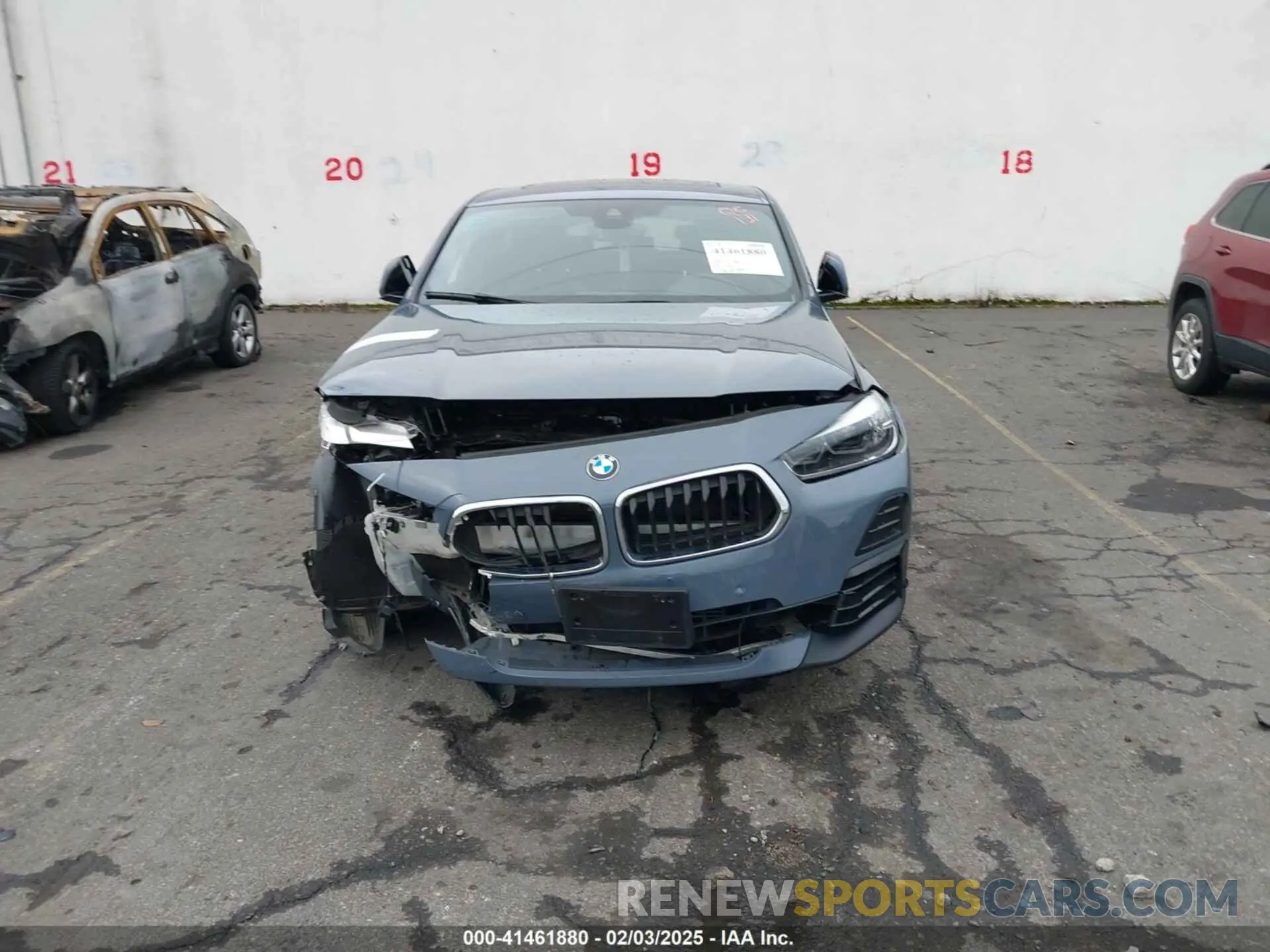 13 Photograph of a damaged car WBXYJ1C07M5S91450 BMW X2 2021