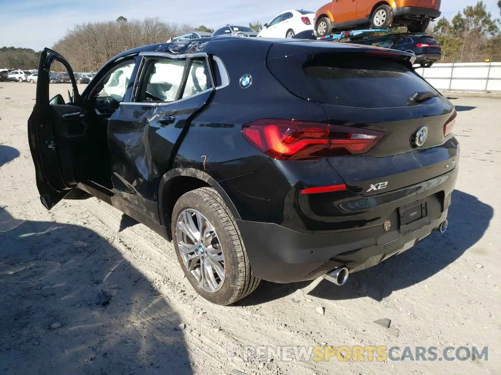 3 Photograph of a damaged car WBXYJ1C0XM5S04978 BMW X2 2021