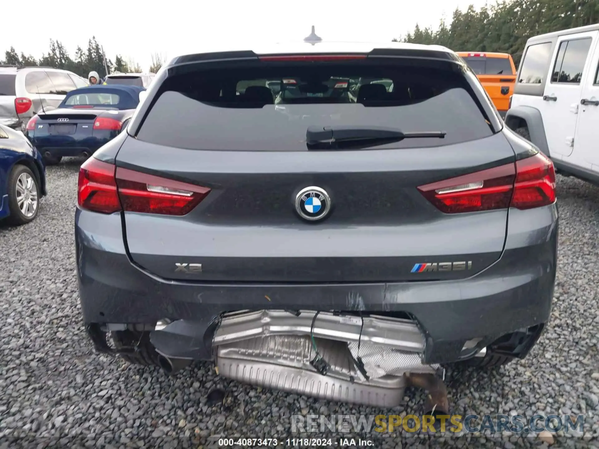 17 Photograph of a damaged car WBXYN1C03M5T19751 BMW X2 2021