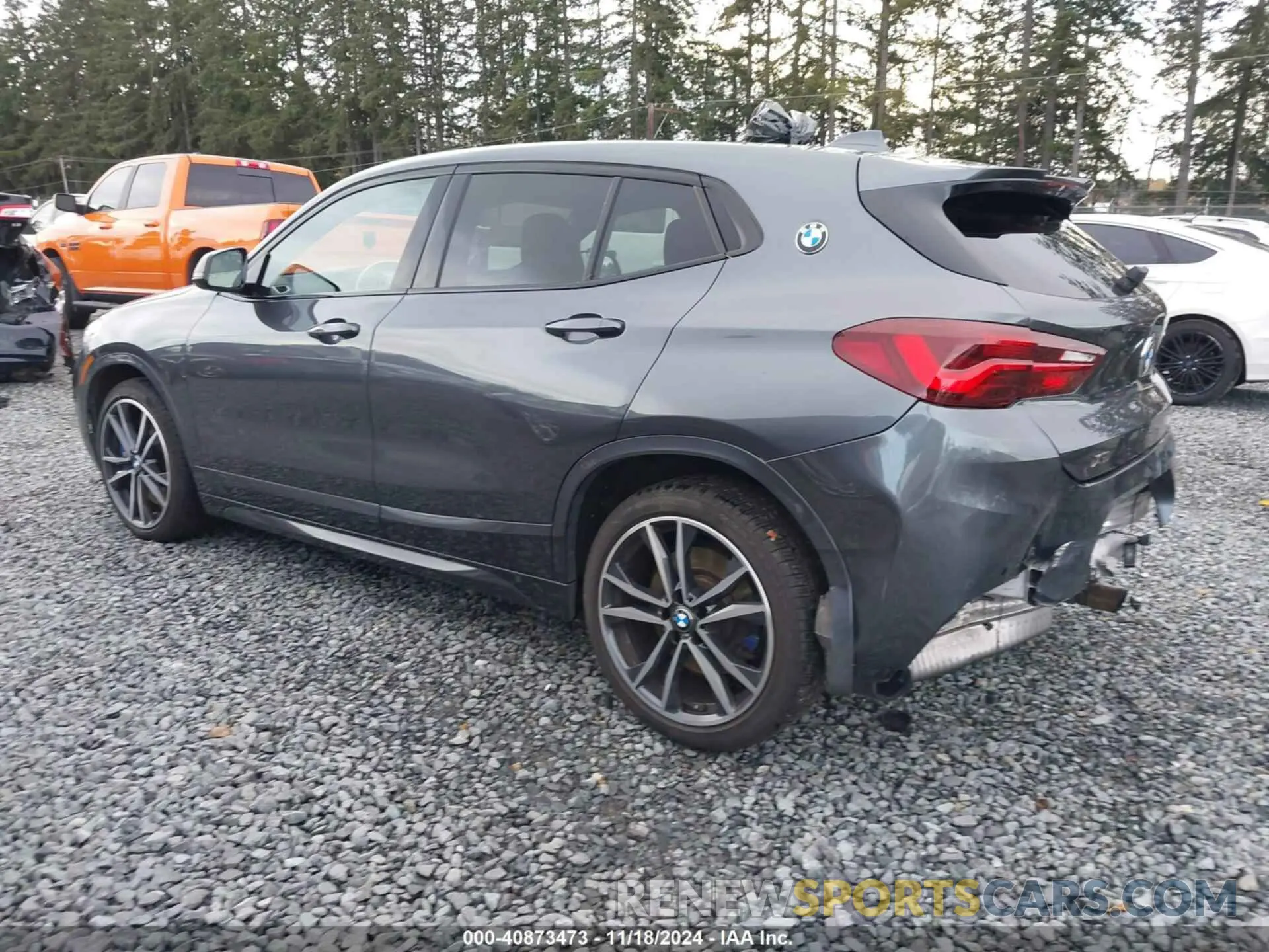 3 Photograph of a damaged car WBXYN1C03M5T19751 BMW X2 2021