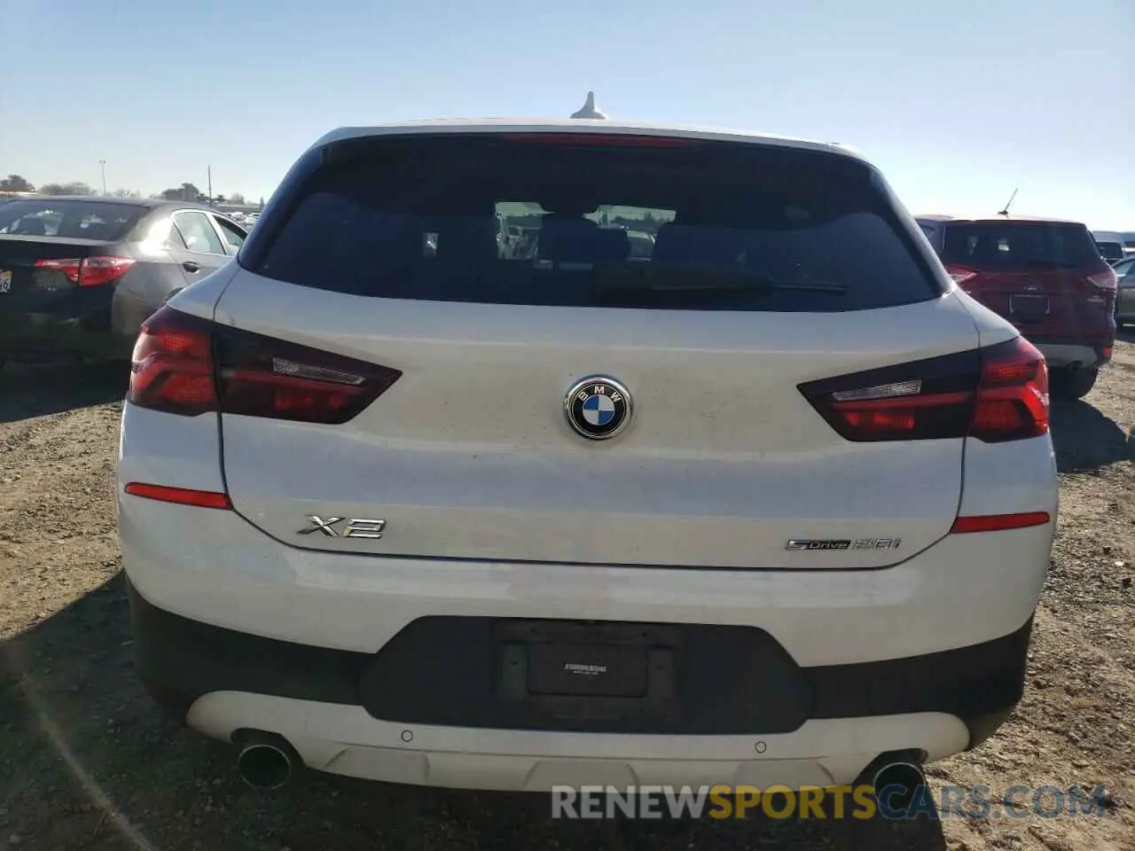 6 Photograph of a damaged car WBXYH9C02N5U08296 BMW X2 2022