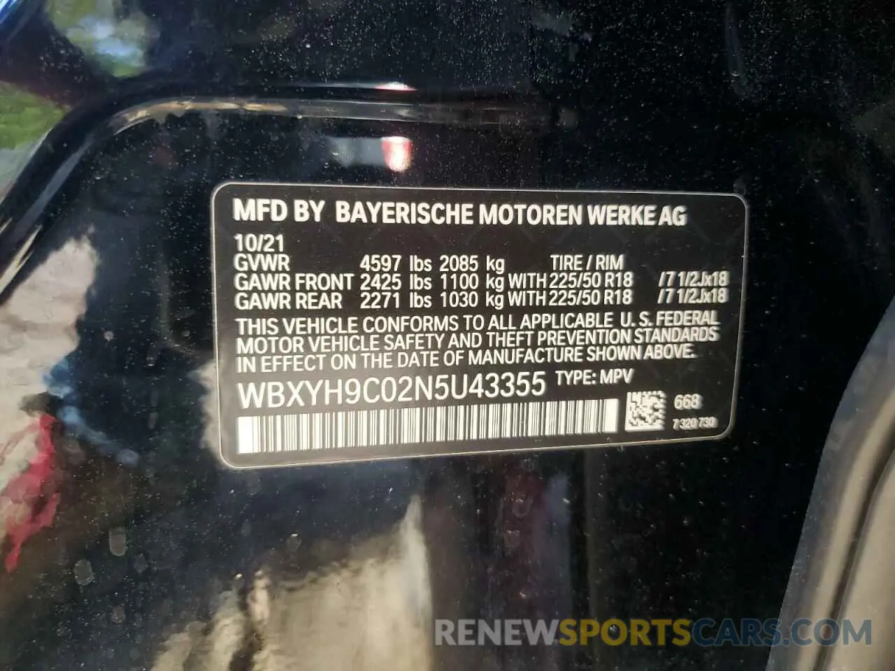 13 Photograph of a damaged car WBXYH9C02N5U43355 BMW X2 2022