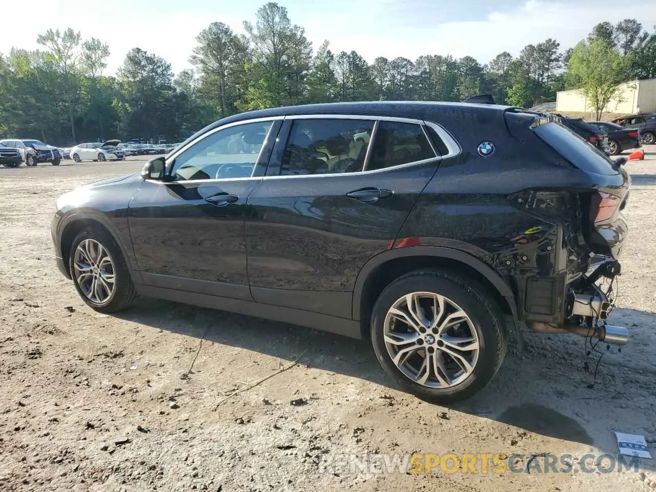 2 Photograph of a damaged car WBXYH9C02N5U43355 BMW X2 2022