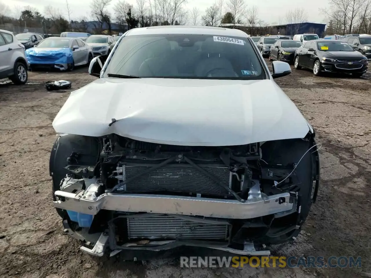 5 Photograph of a damaged car WBXYH9C03N5U27844 BMW X2 2022