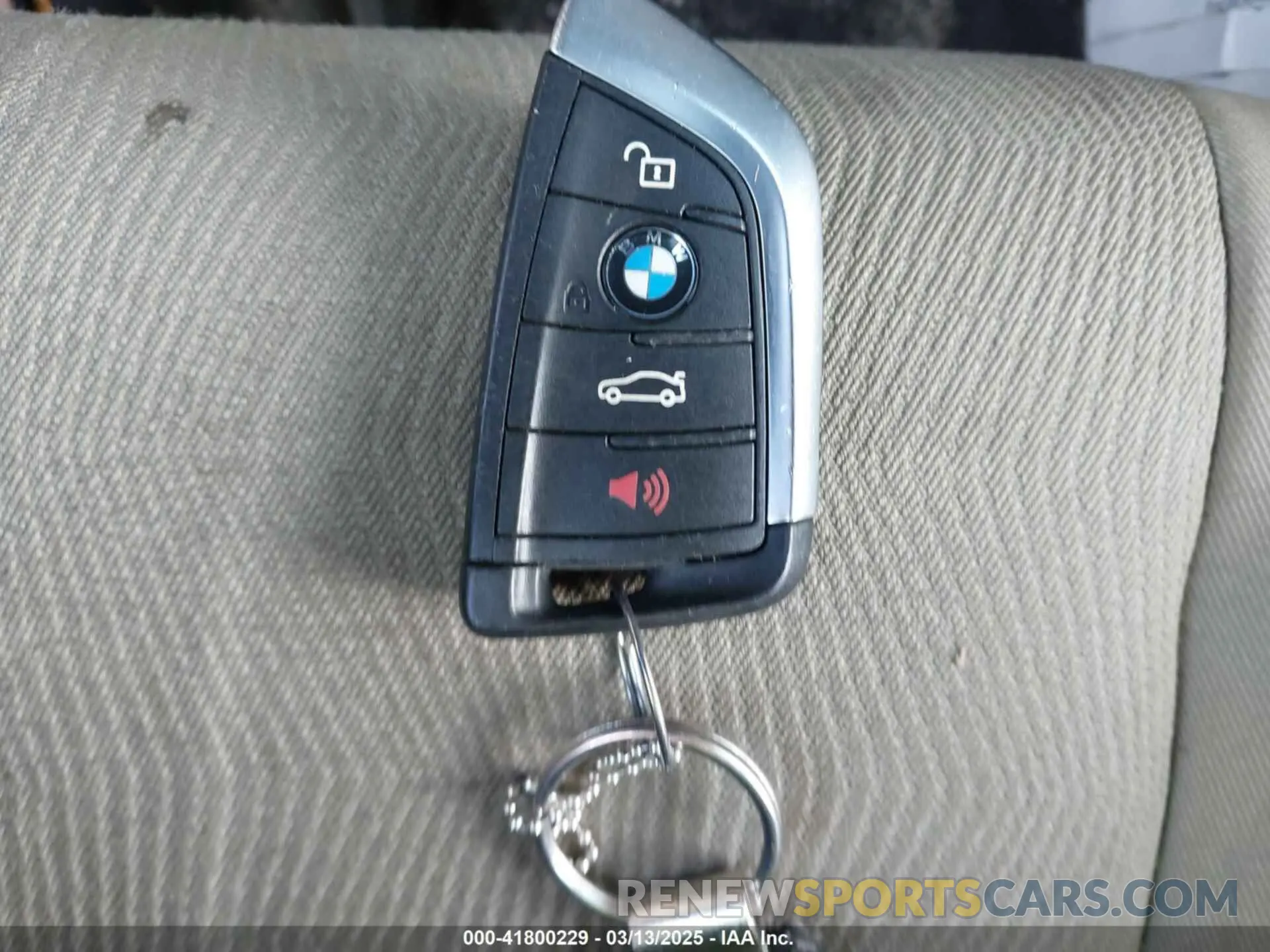 11 Photograph of a damaged car WBXYH9C06N5T66960 BMW X2 2022