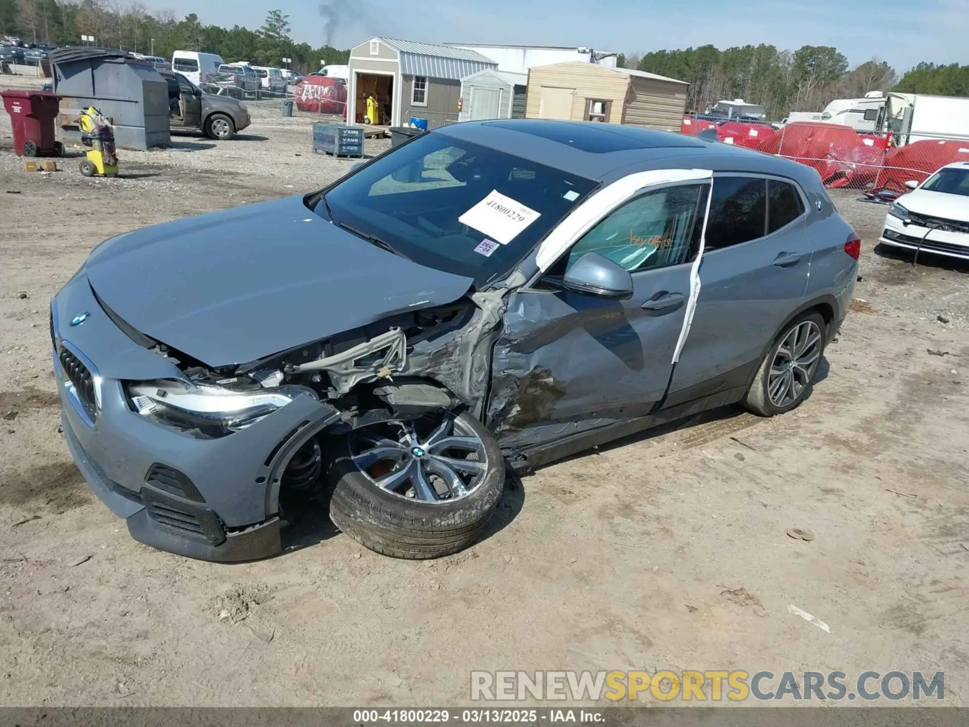 2 Photograph of a damaged car WBXYH9C06N5T66960 BMW X2 2022
