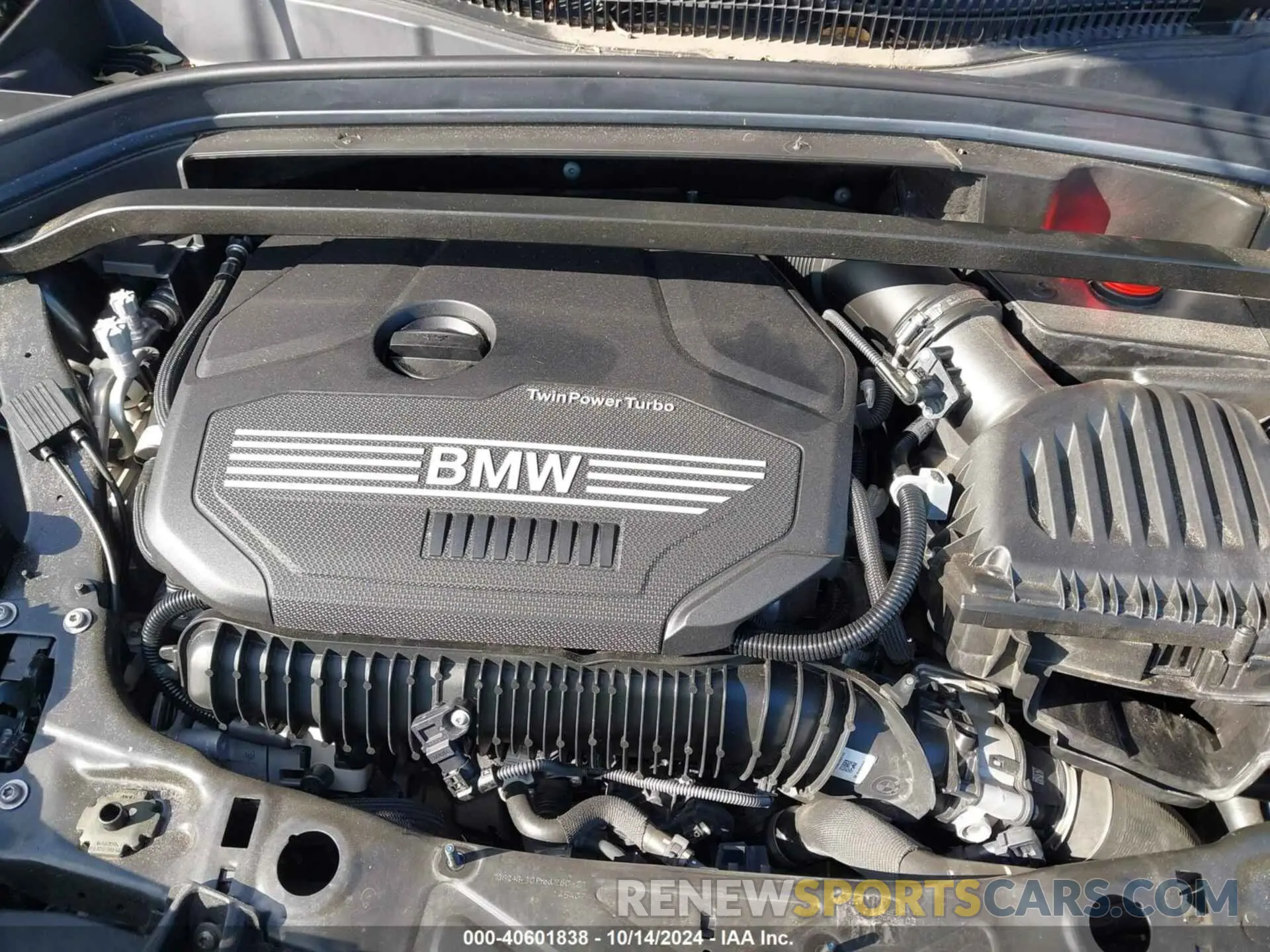 10 Photograph of a damaged car WBXYH9C07N5U46753 BMW X2 2022