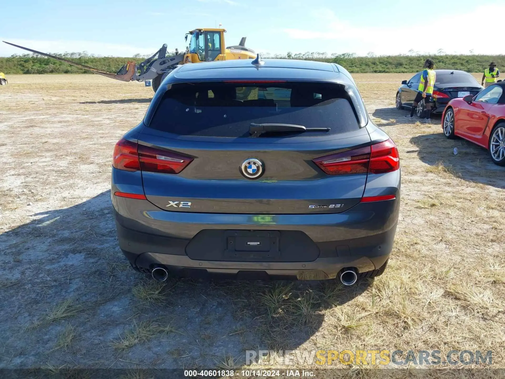 16 Photograph of a damaged car WBXYH9C07N5U46753 BMW X2 2022