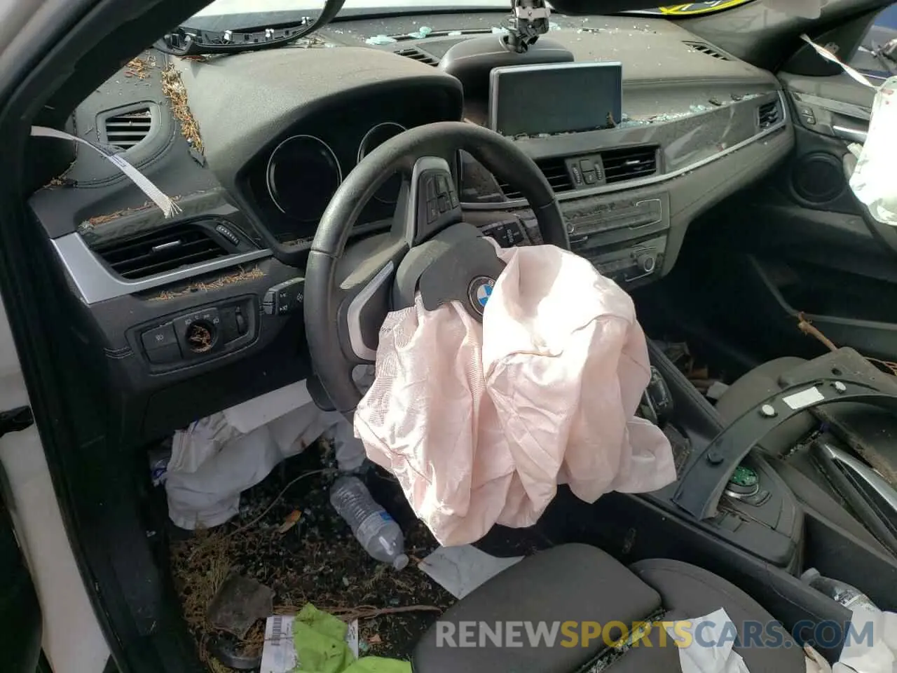 8 Photograph of a damaged car WBXYH9C09N5U02737 BMW X2 2022