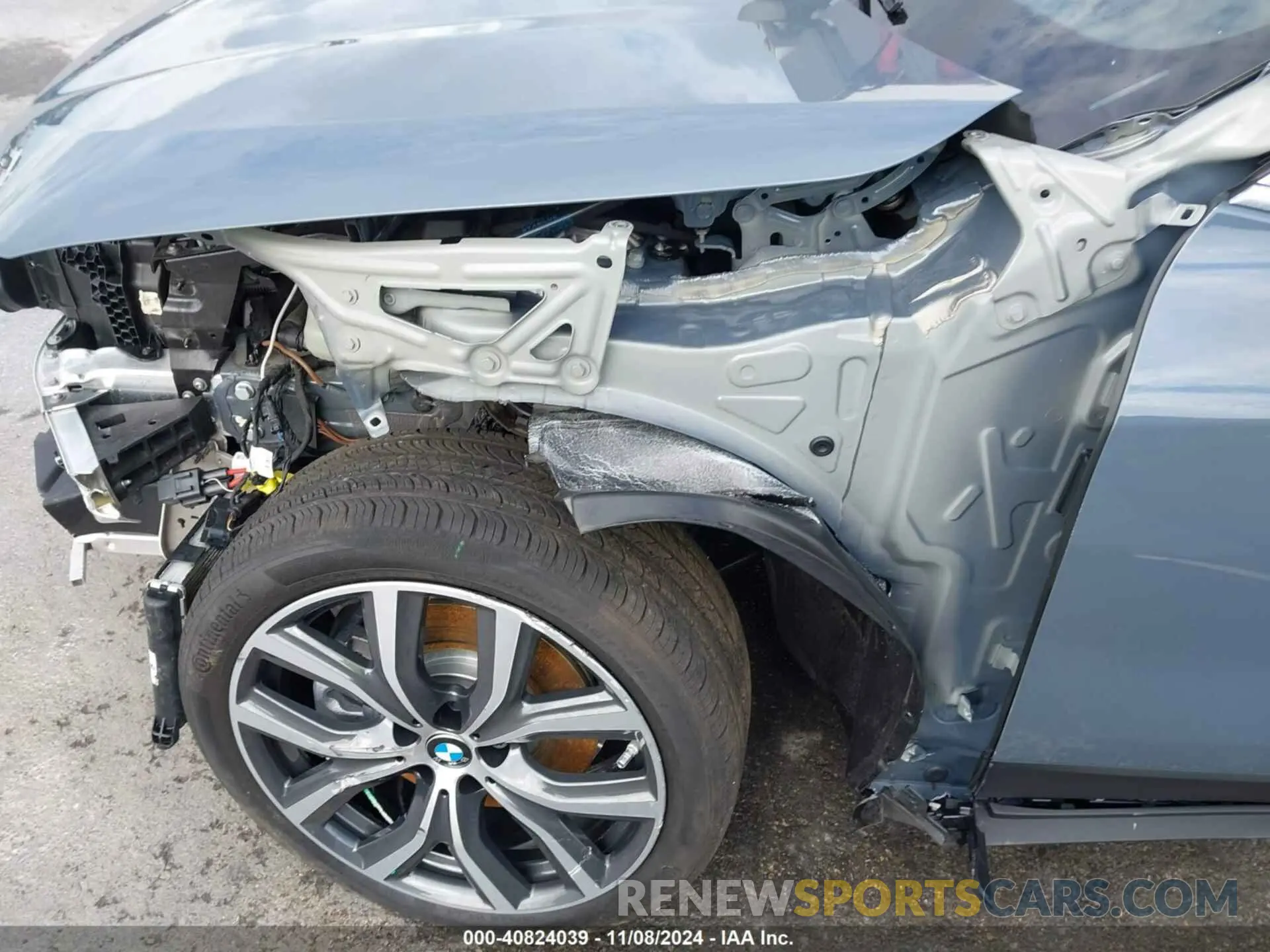 18 Photograph of a damaged car WBXYH9C09N5U74943 BMW X2 2022