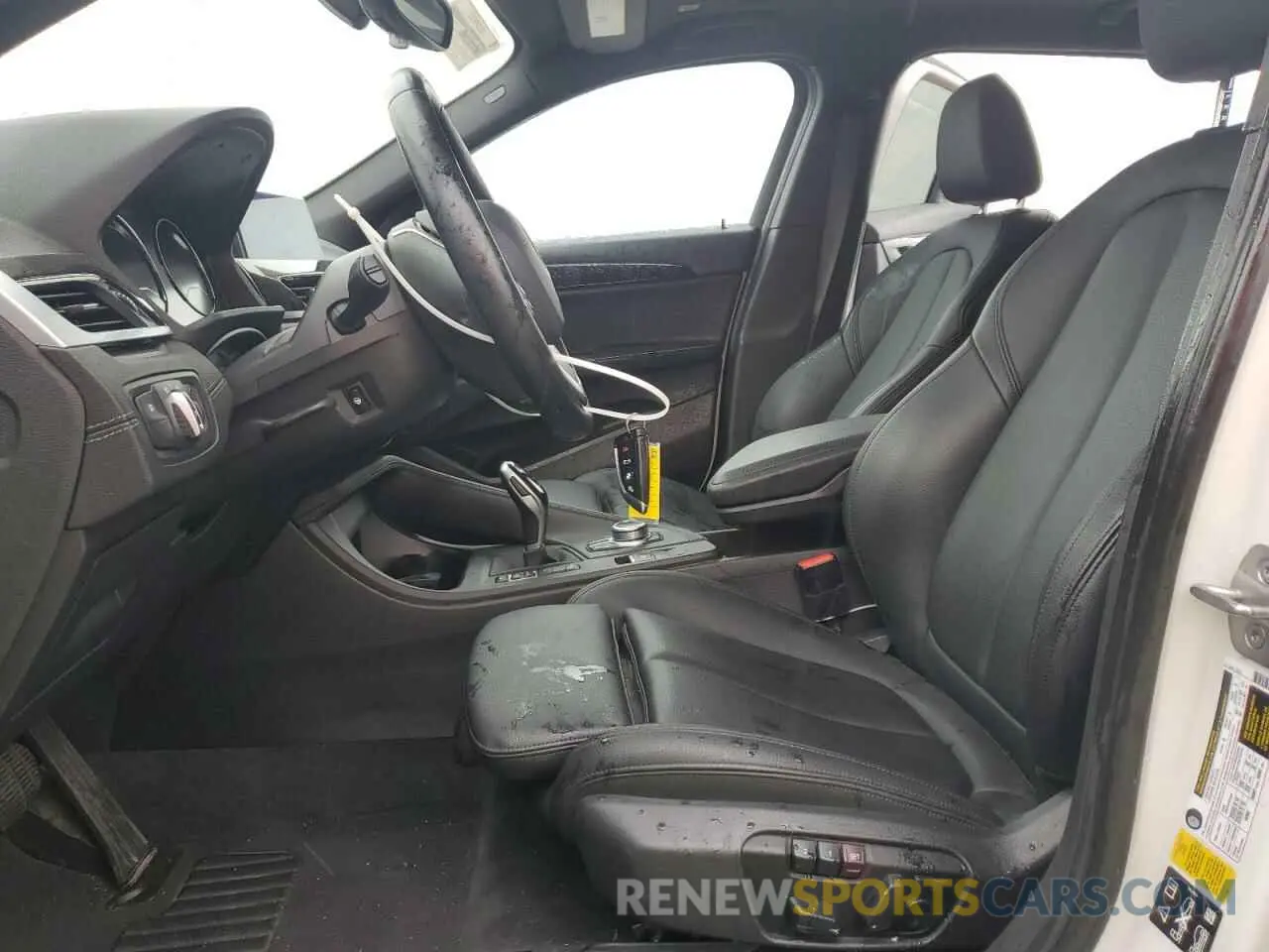 7 Photograph of a damaged car WBXYJ1C00N5U17584 BMW X2 2022