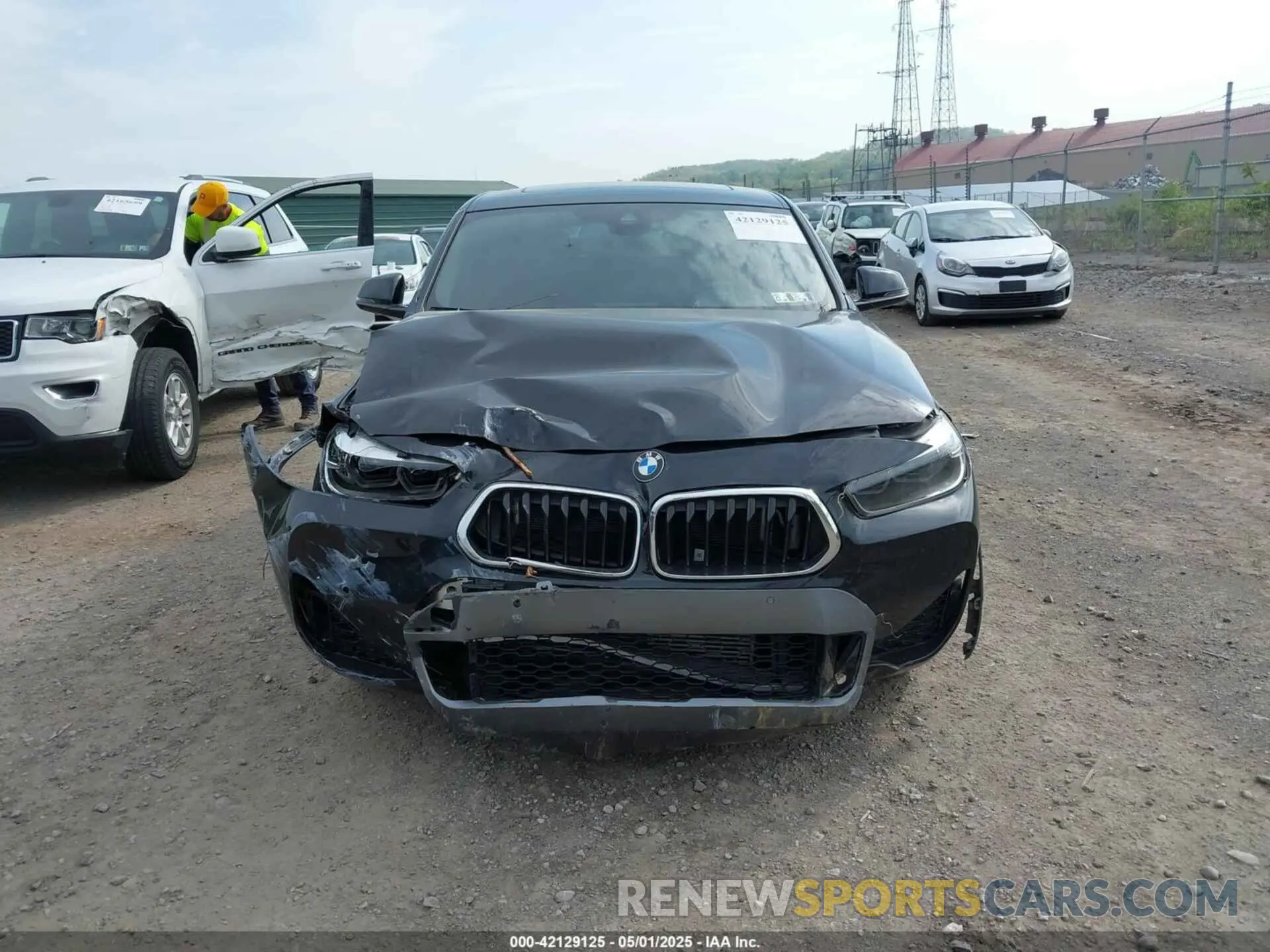 12 Photograph of a damaged car WBXYJ1C02N5T58490 BMW X2 2022