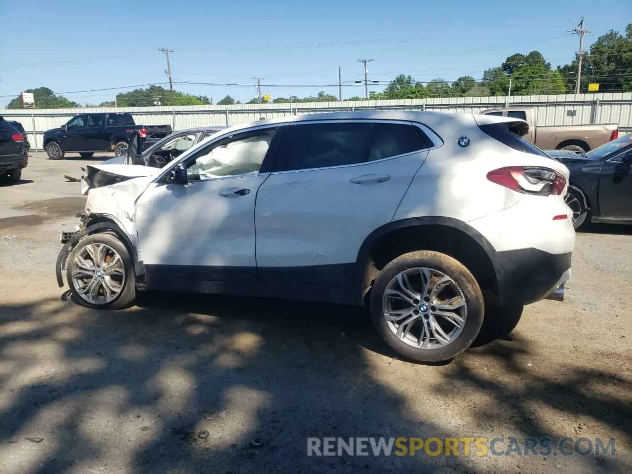 2 Photograph of a damaged car WBXYJ1C02N5U27145 BMW X2 2022