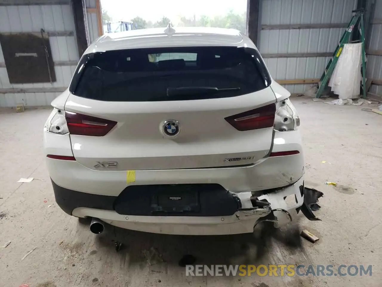 6 Photograph of a damaged car WBXYJ1C04N5U30077 BMW X2 2022