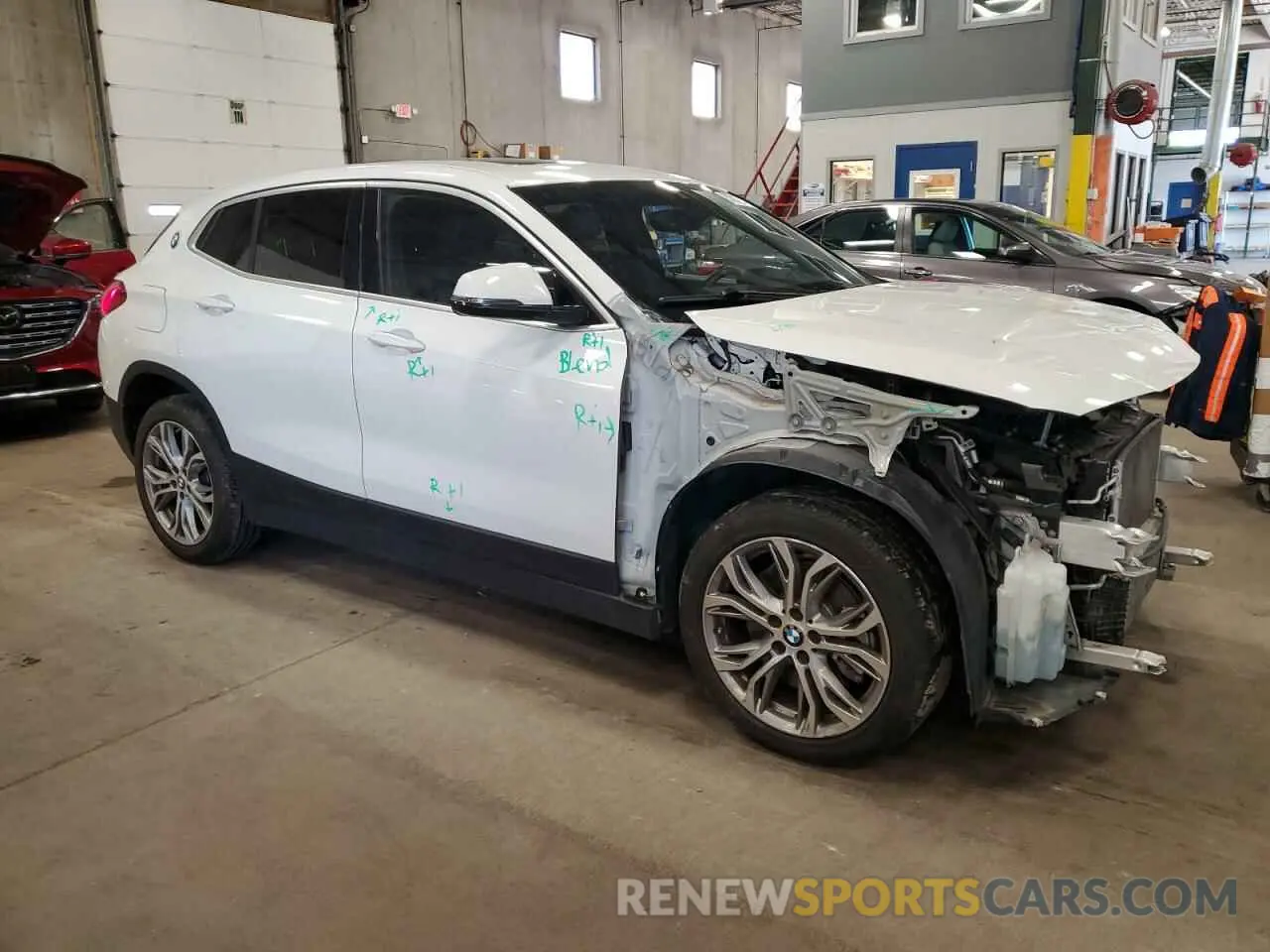 4 Photograph of a damaged car WBXYJ1C05N5U18648 BMW X2 2022