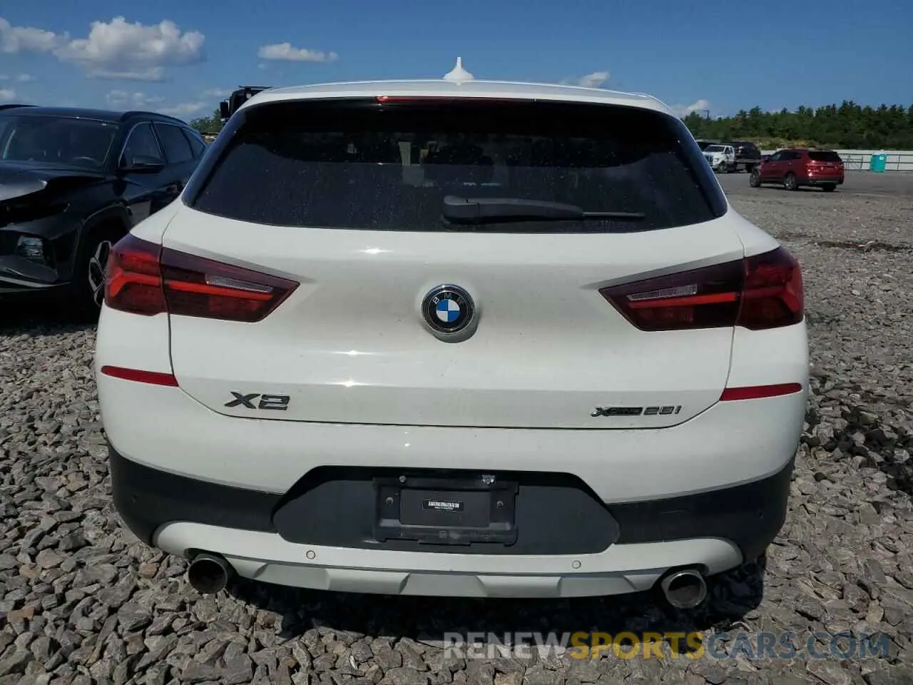 6 Photograph of a damaged car WBXYJ1C07N5U29893 BMW X2 2022