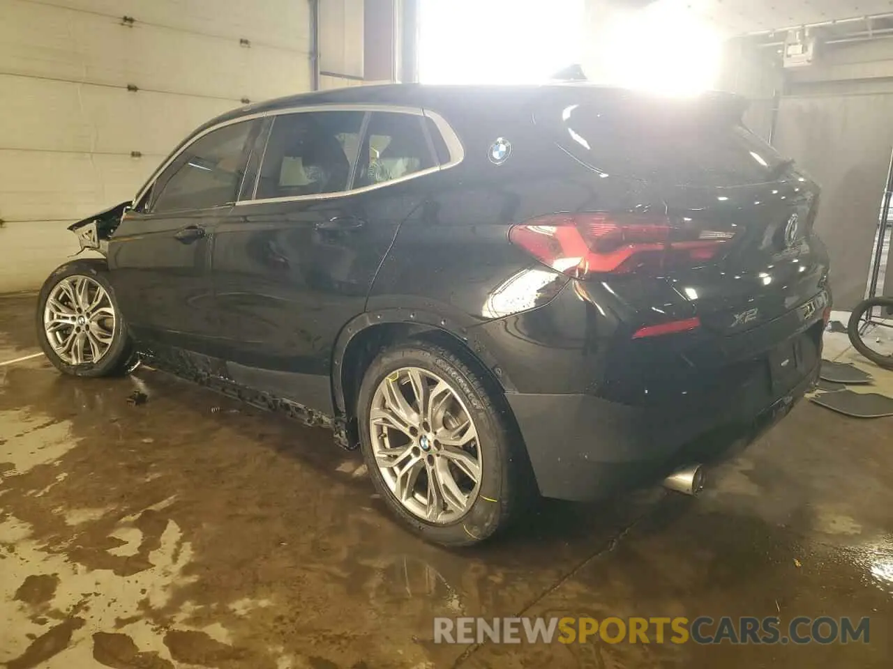 2 Photograph of a damaged car WBXYJ1C07N5U38996 BMW X2 2022