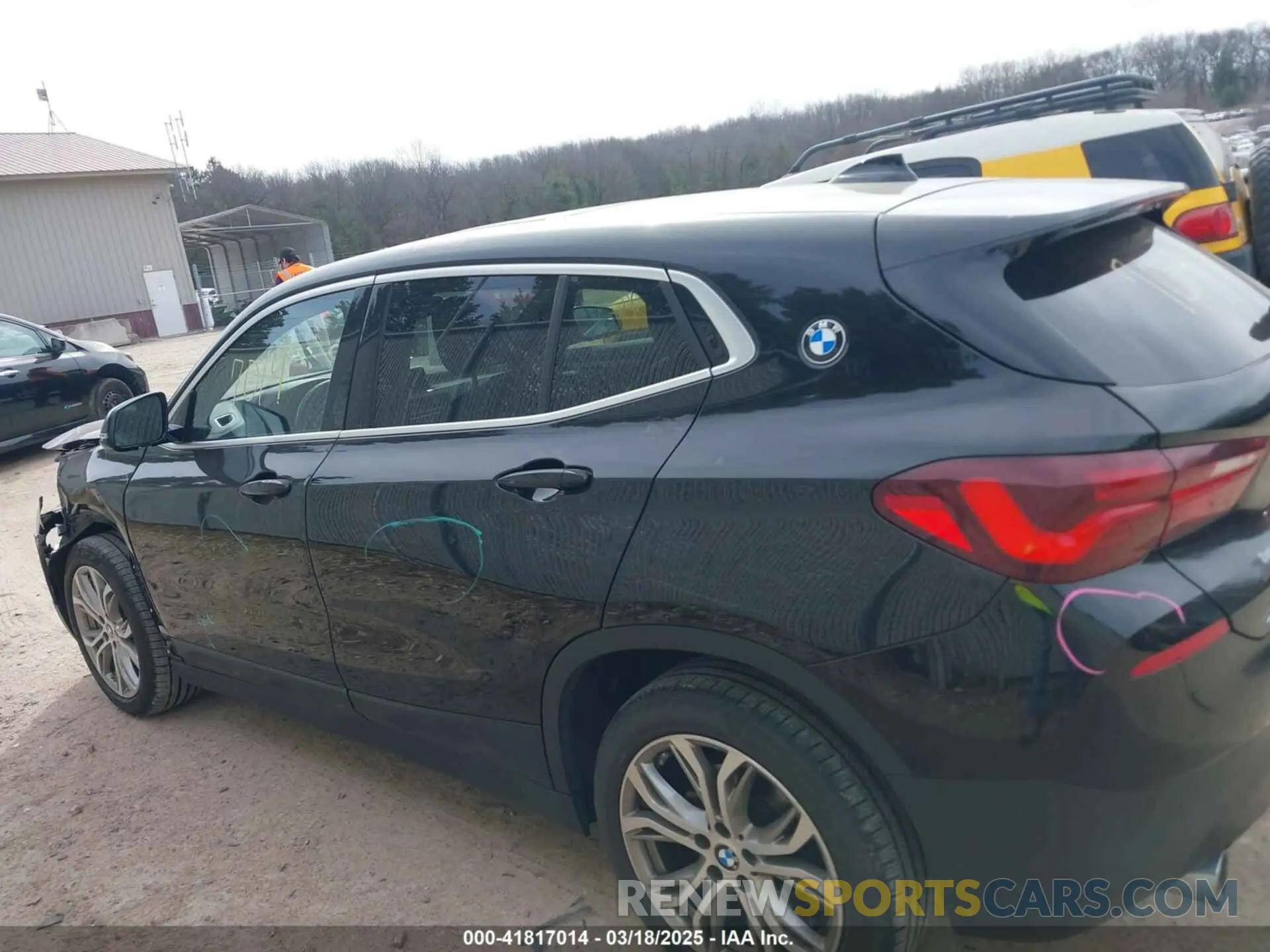 14 Photograph of a damaged car WBXYJ1C09N5U38465 BMW X2 2022