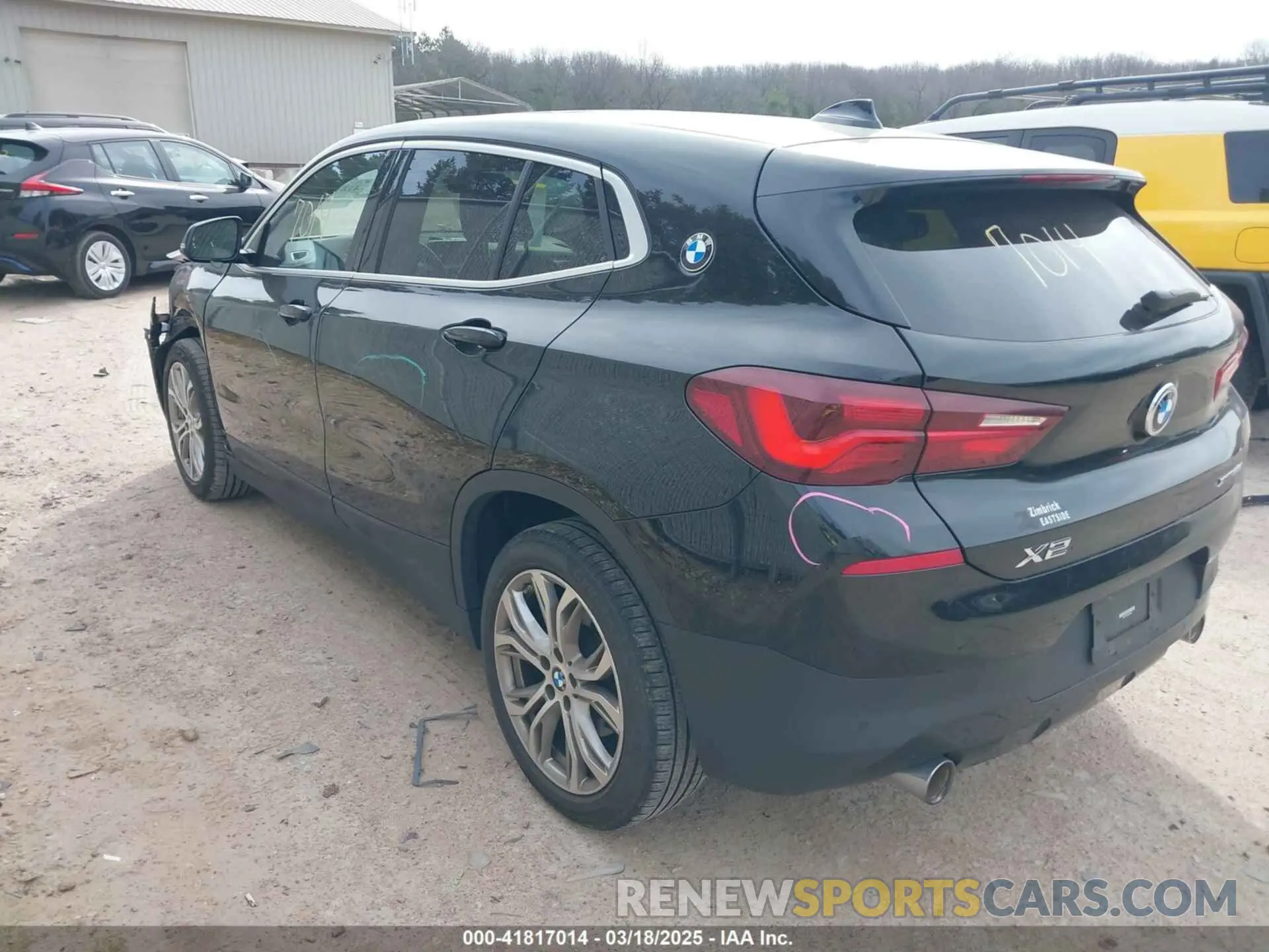 3 Photograph of a damaged car WBXYJ1C09N5U38465 BMW X2 2022