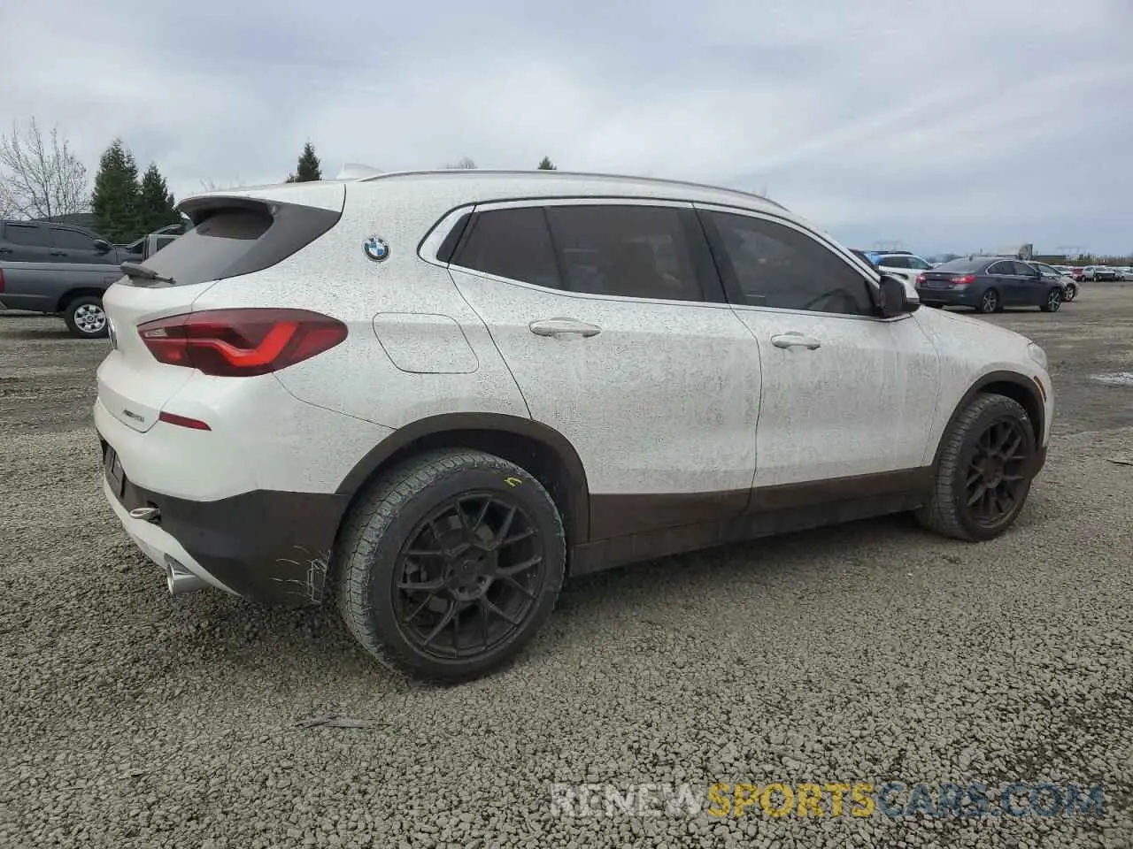 3 Photograph of a damaged car WBXYJ1C0XN5V11553 BMW X2 2022