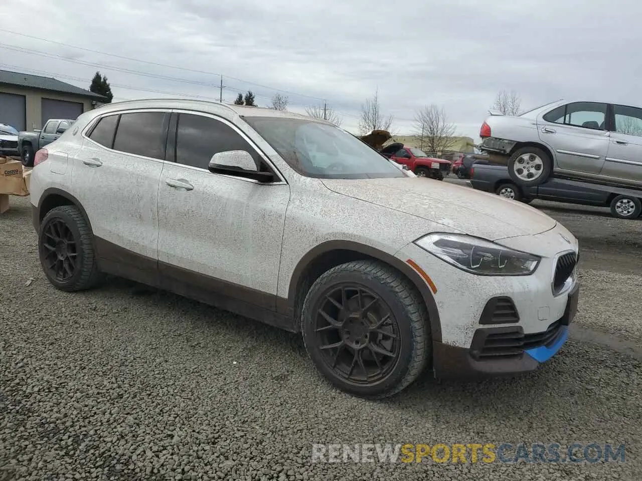 4 Photograph of a damaged car WBXYJ1C0XN5V11553 BMW X2 2022