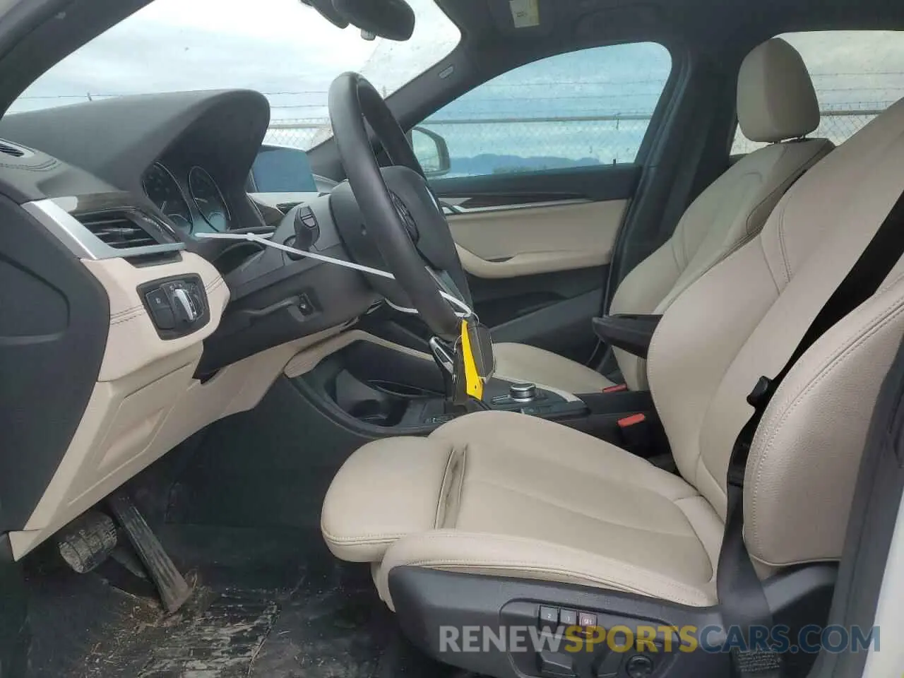 7 Photograph of a damaged car WBXYJ1C0XN5V11553 BMW X2 2022