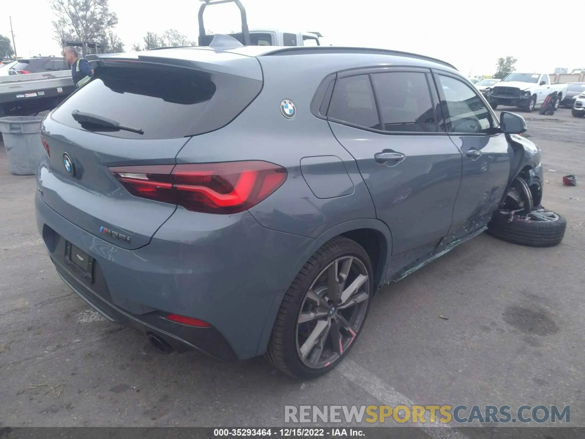 4 Photograph of a damaged car WBXYN1C03N5U73247 BMW X2 2022