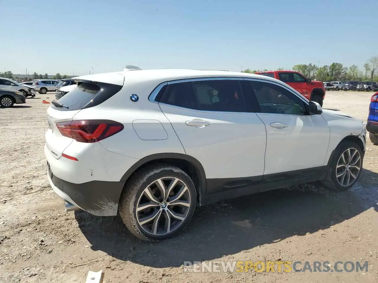 3 Photograph of a damaged car WBXYH9C00P5V38984 BMW X2 2023