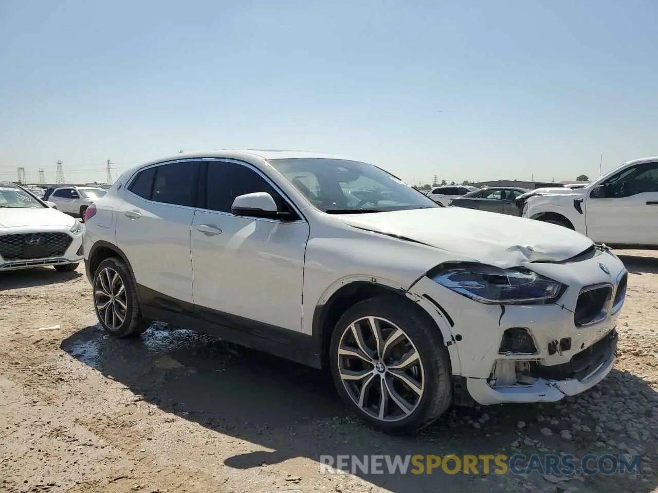 4 Photograph of a damaged car WBXYH9C00P5V38984 BMW X2 2023