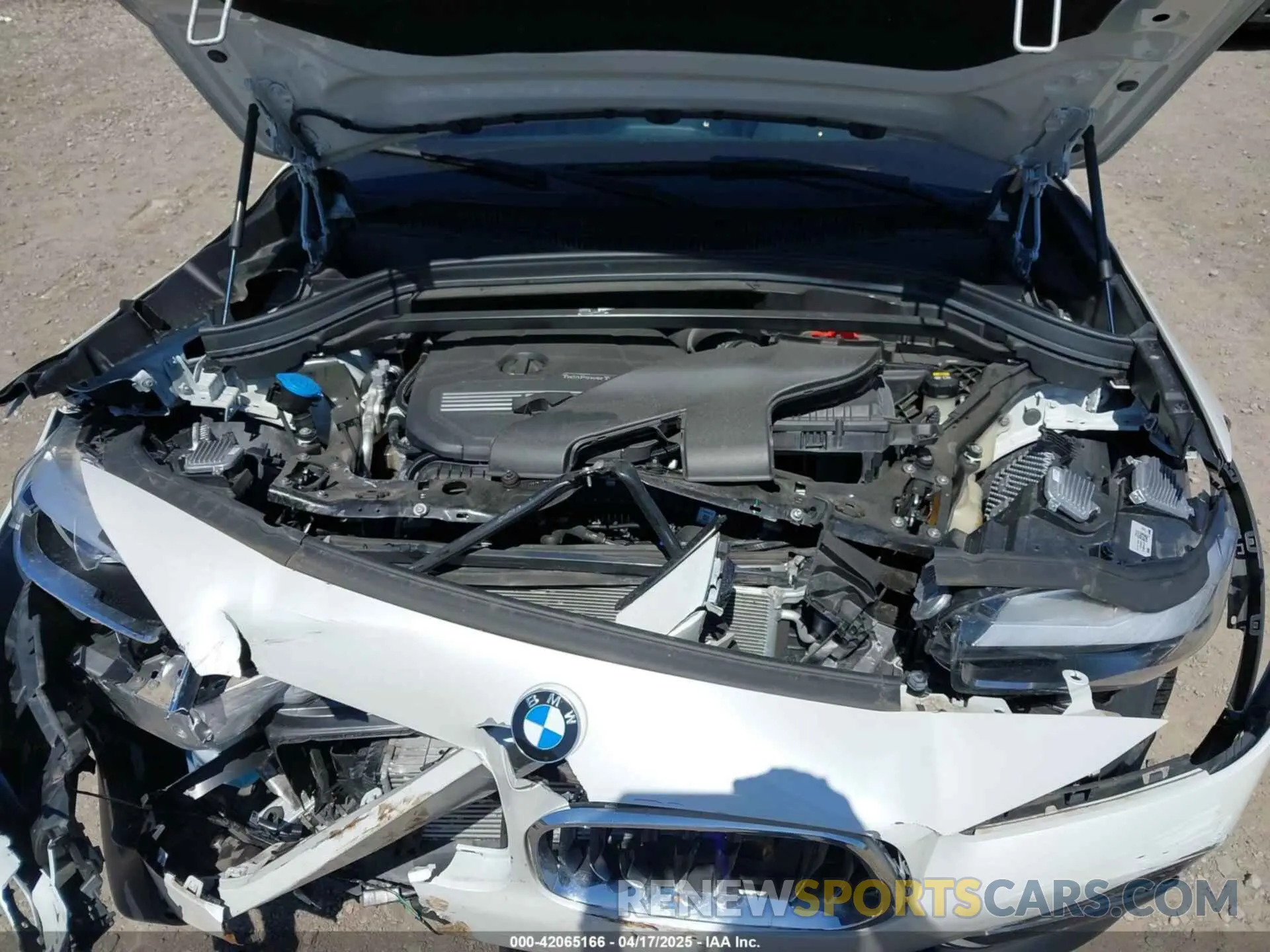 10 Photograph of a damaged car WBXYJ1C0XP5V29988 BMW X2 2023