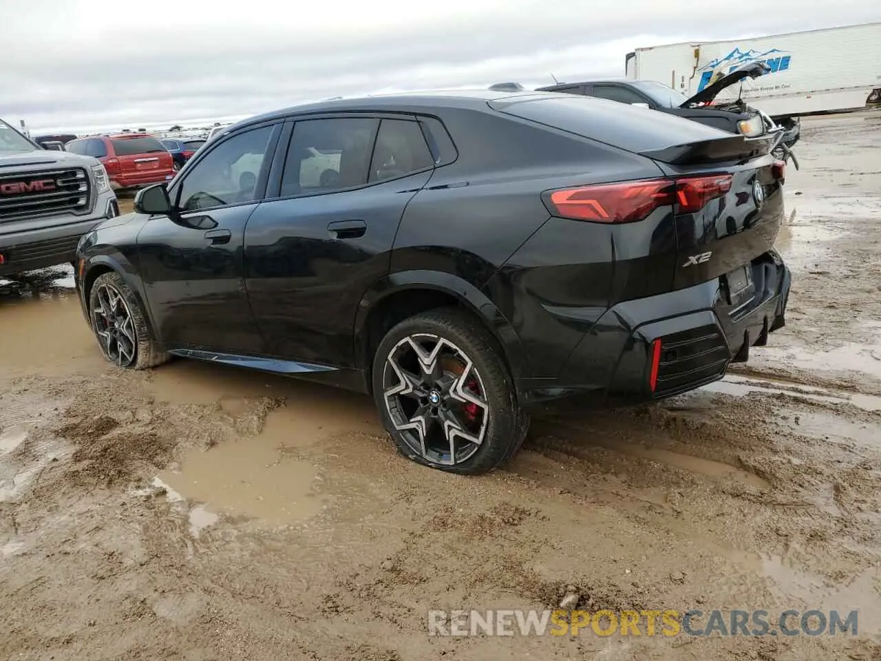 2 Photograph of a damaged car WBX63GM03R5Z27890 BMW X2 2024