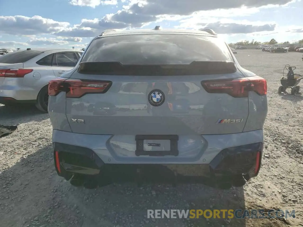 6 Photograph of a damaged car WBX83GM06R5Y87037 BMW X2 2024