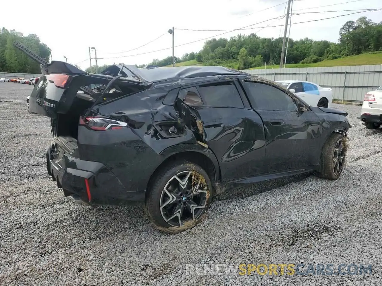 3 Photograph of a damaged car WBX83GM09R5Y59491 BMW X2 2024