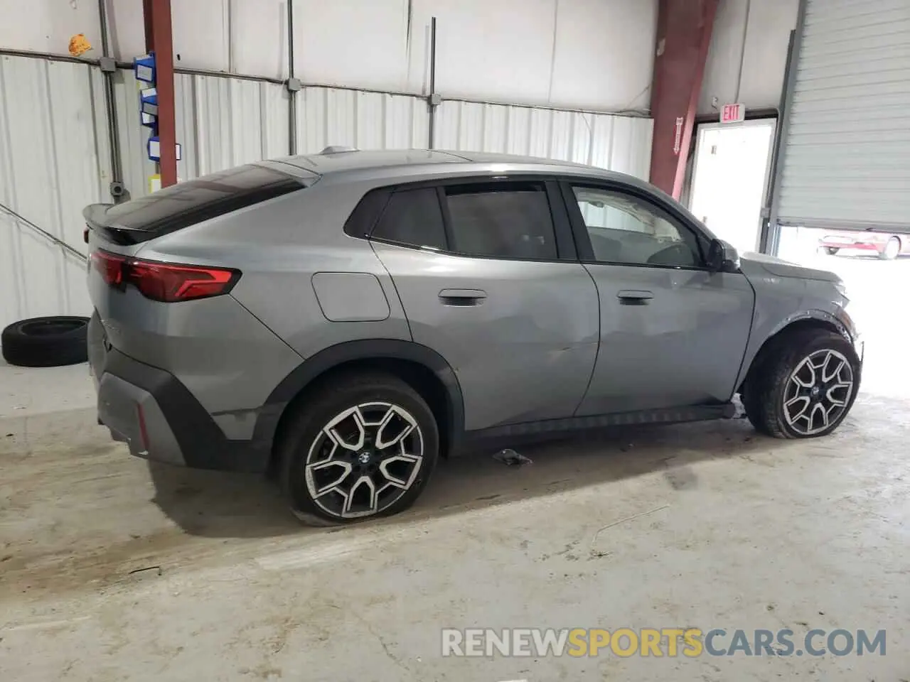 3 Photograph of a damaged car WBX63GM04S5107548 BMW X2 2025
