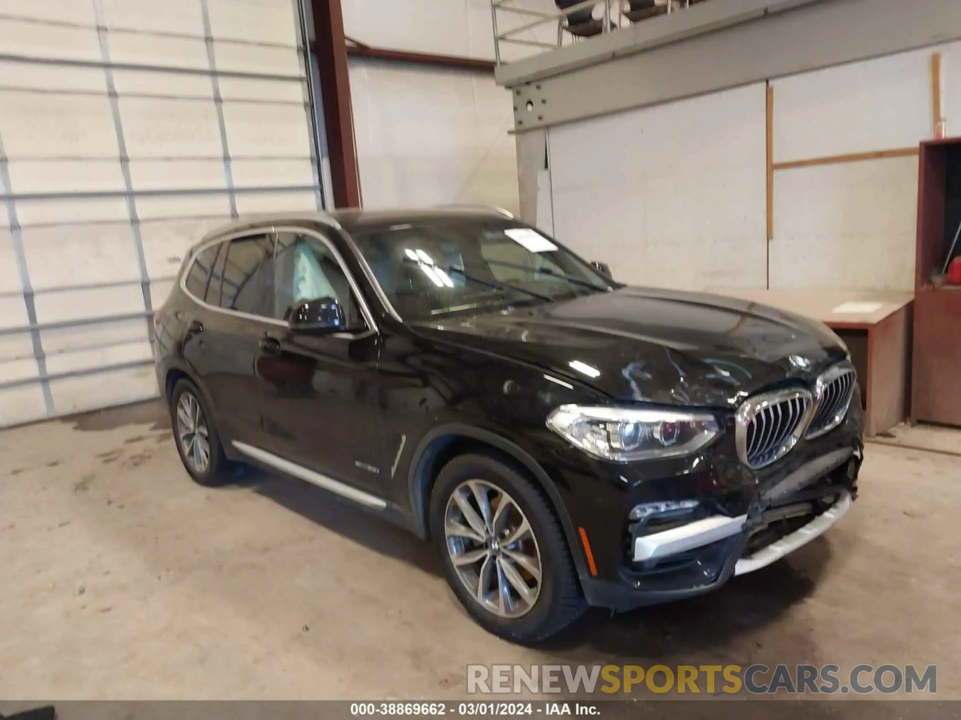 1 Photograph of a damaged car 5UXTR9C51JLC75201 BMW X3 2018