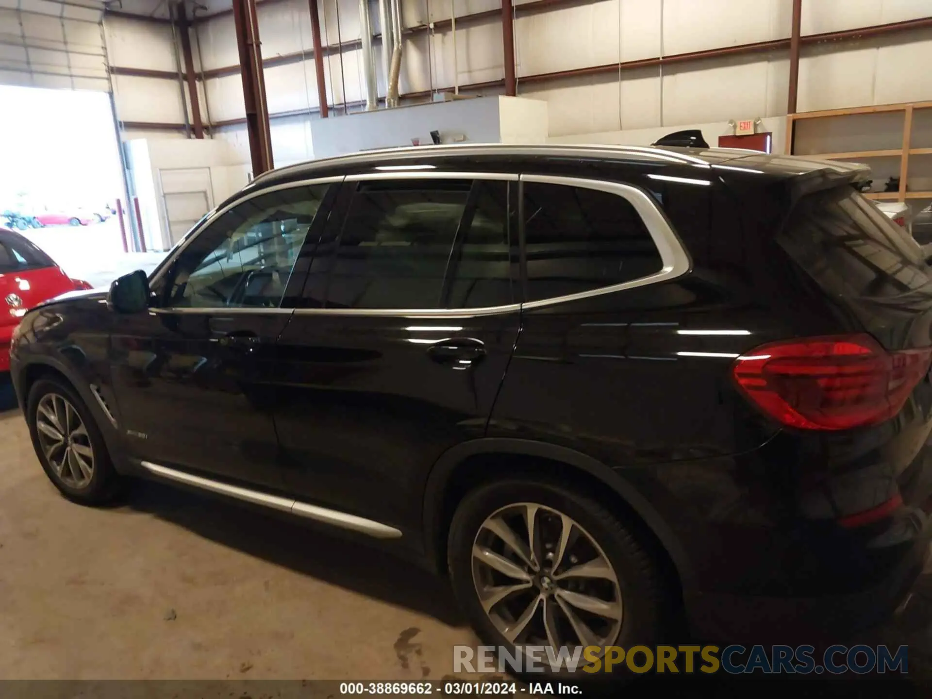 14 Photograph of a damaged car 5UXTR9C51JLC75201 BMW X3 2018