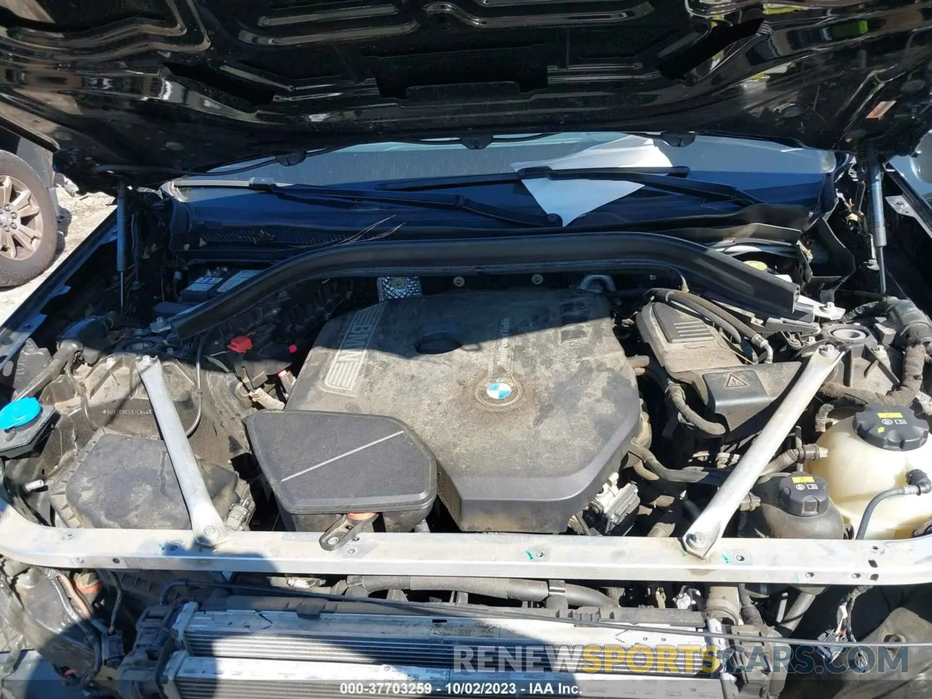 10 Photograph of a damaged car 5UXTR9C5XJLA44670 BMW X3 2018