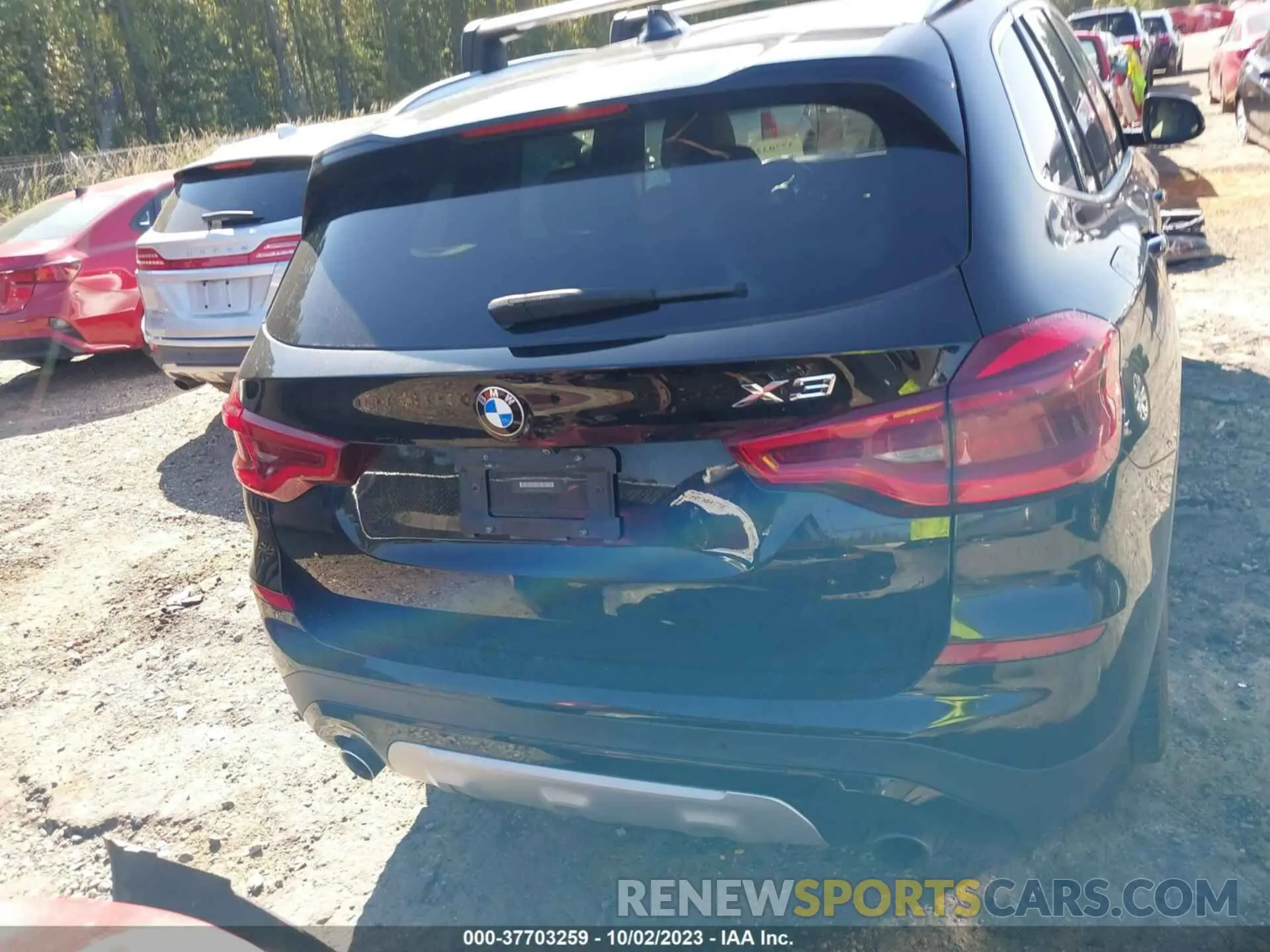 17 Photograph of a damaged car 5UXTR9C5XJLA44670 BMW X3 2018