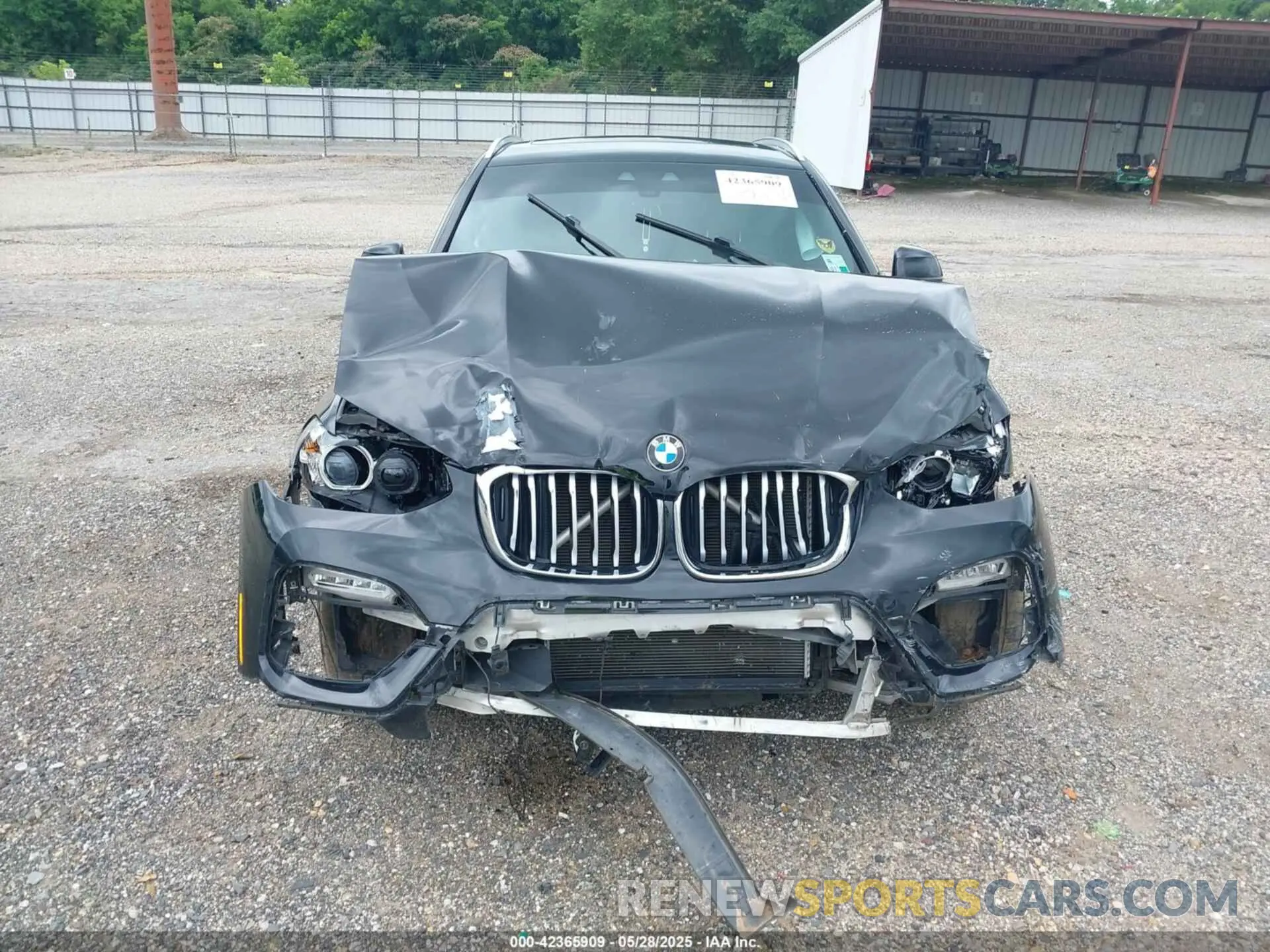 13 Photograph of a damaged car 5UXTR7C50KLE93846 BMW X3 2019