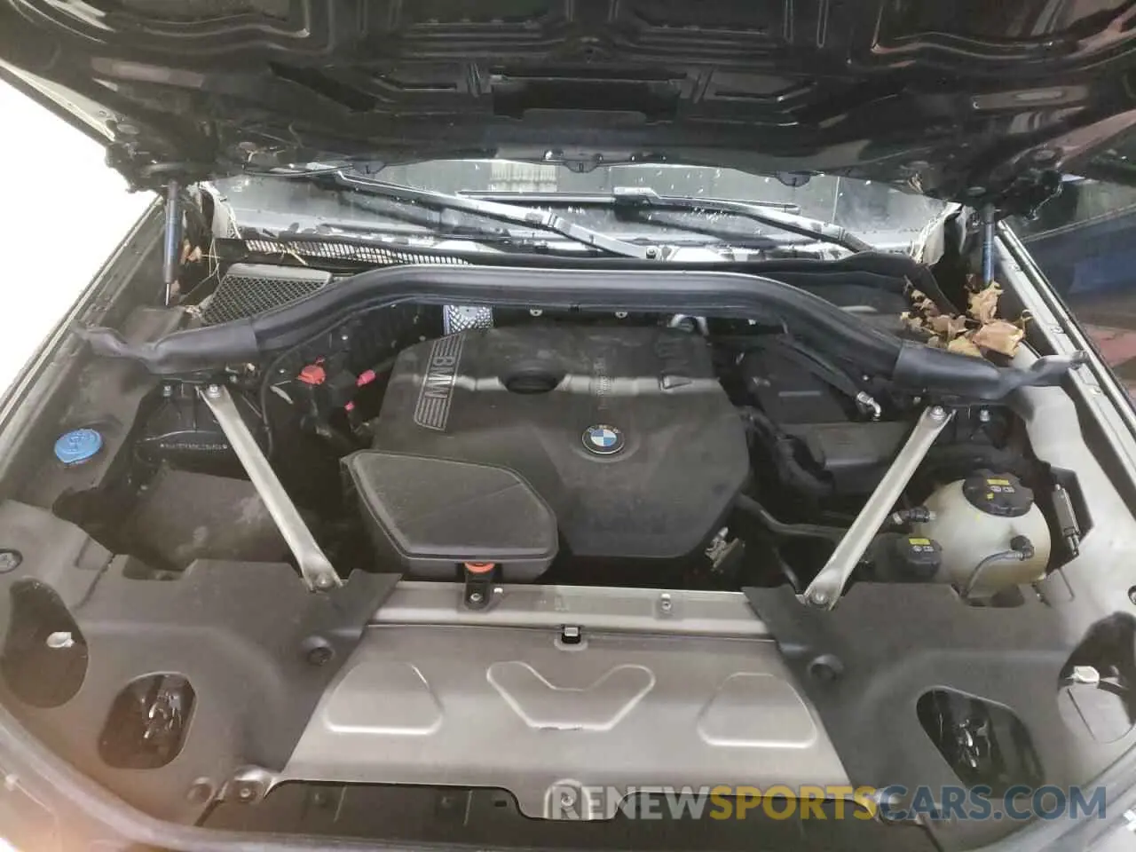 13 Photograph of a damaged car 5UXTR7C50KLE94804 BMW X3 2019