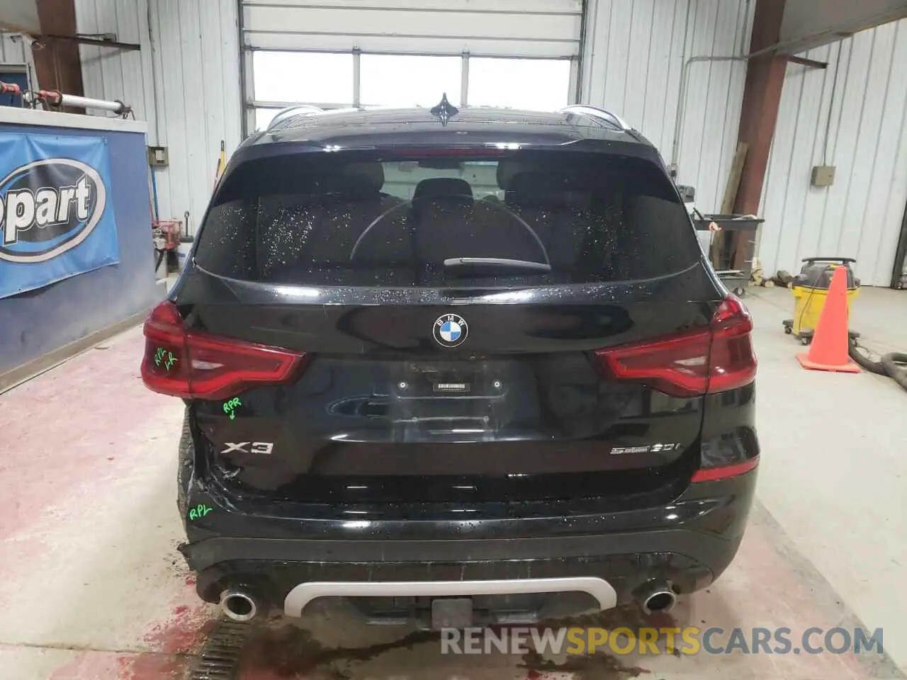 6 Photograph of a damaged car 5UXTR7C50KLE94804 BMW X3 2019