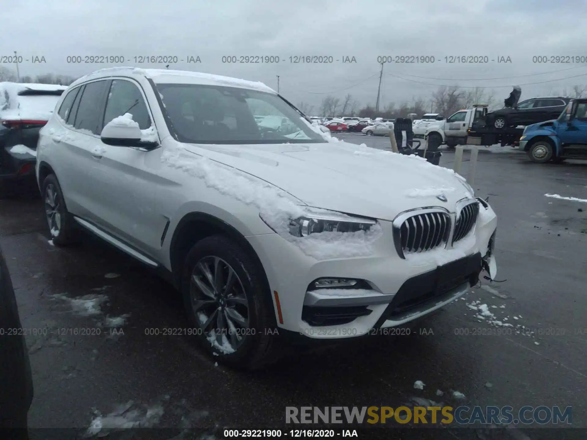 1 Photograph of a damaged car 5UXTR7C50KLE96066 BMW X3 2019