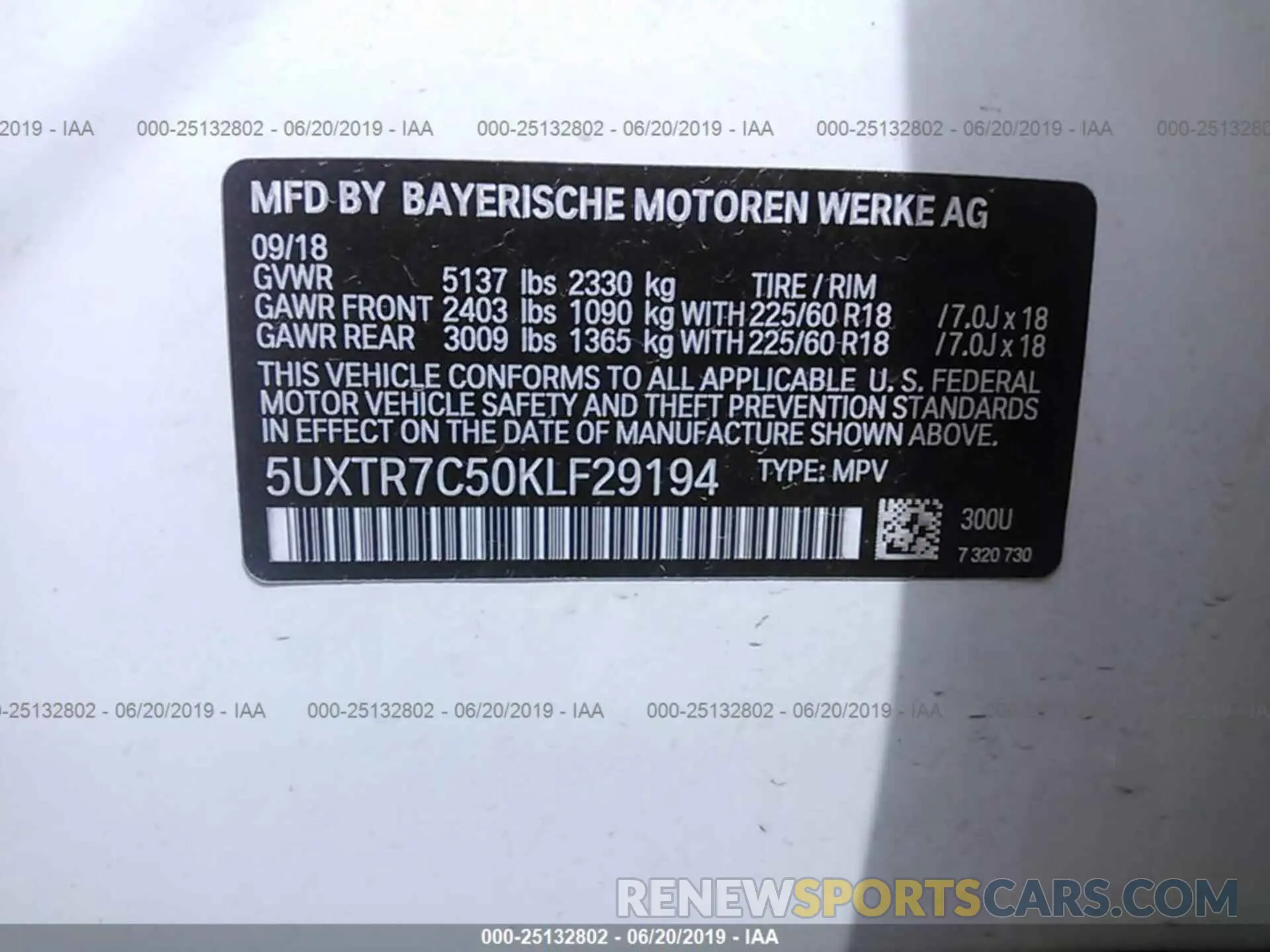 9 Photograph of a damaged car 5UXTR7C50KLF29194 BMW X3 2019