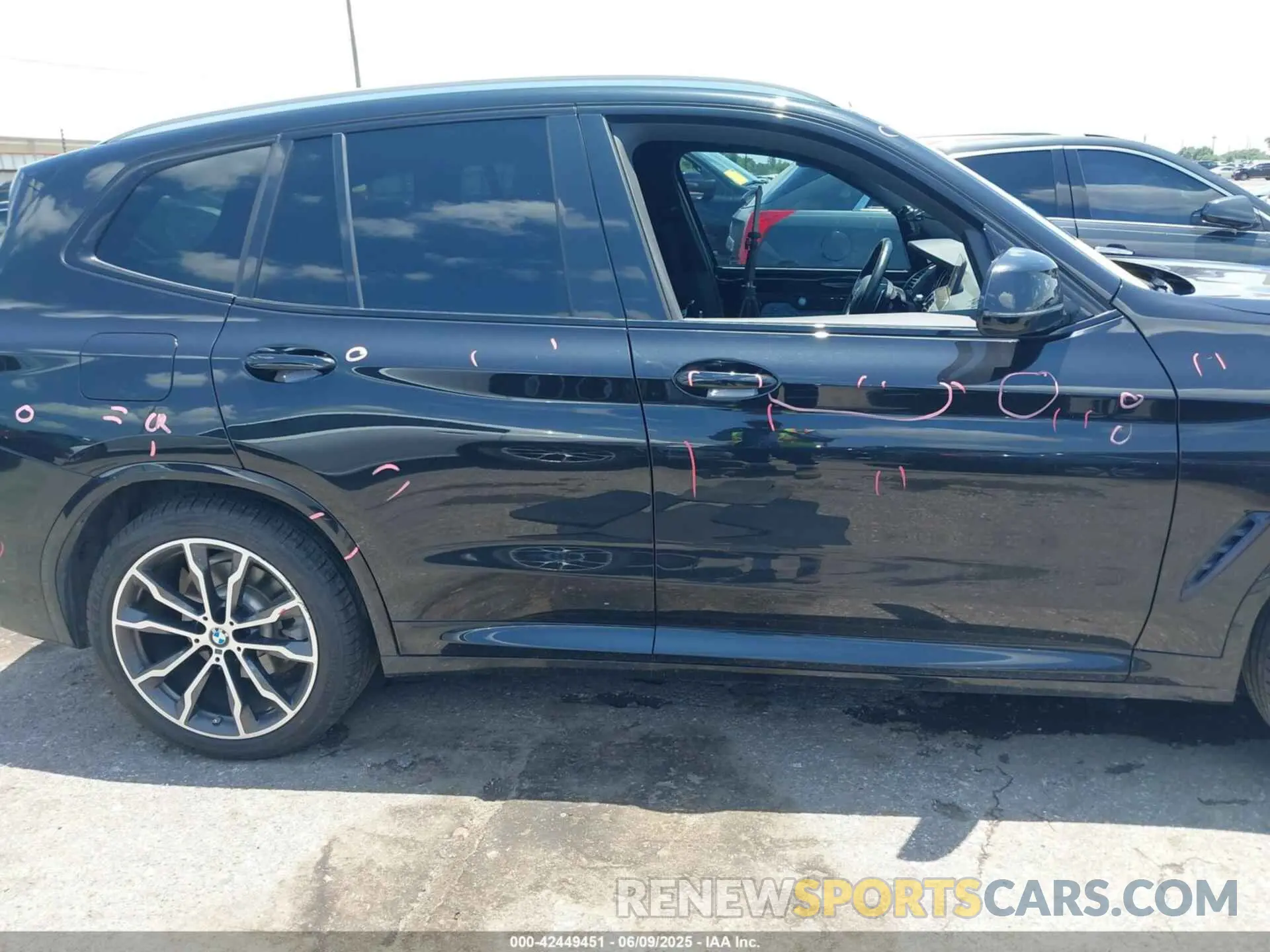 14 Photograph of a damaged car 5UXTR7C50KLF31866 BMW X3 2019