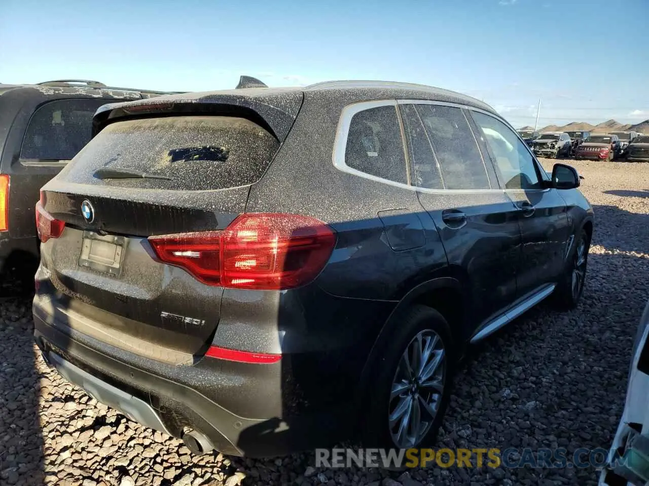 3 Photograph of a damaged car 5UXTR7C50KLF33102 BMW X3 2019