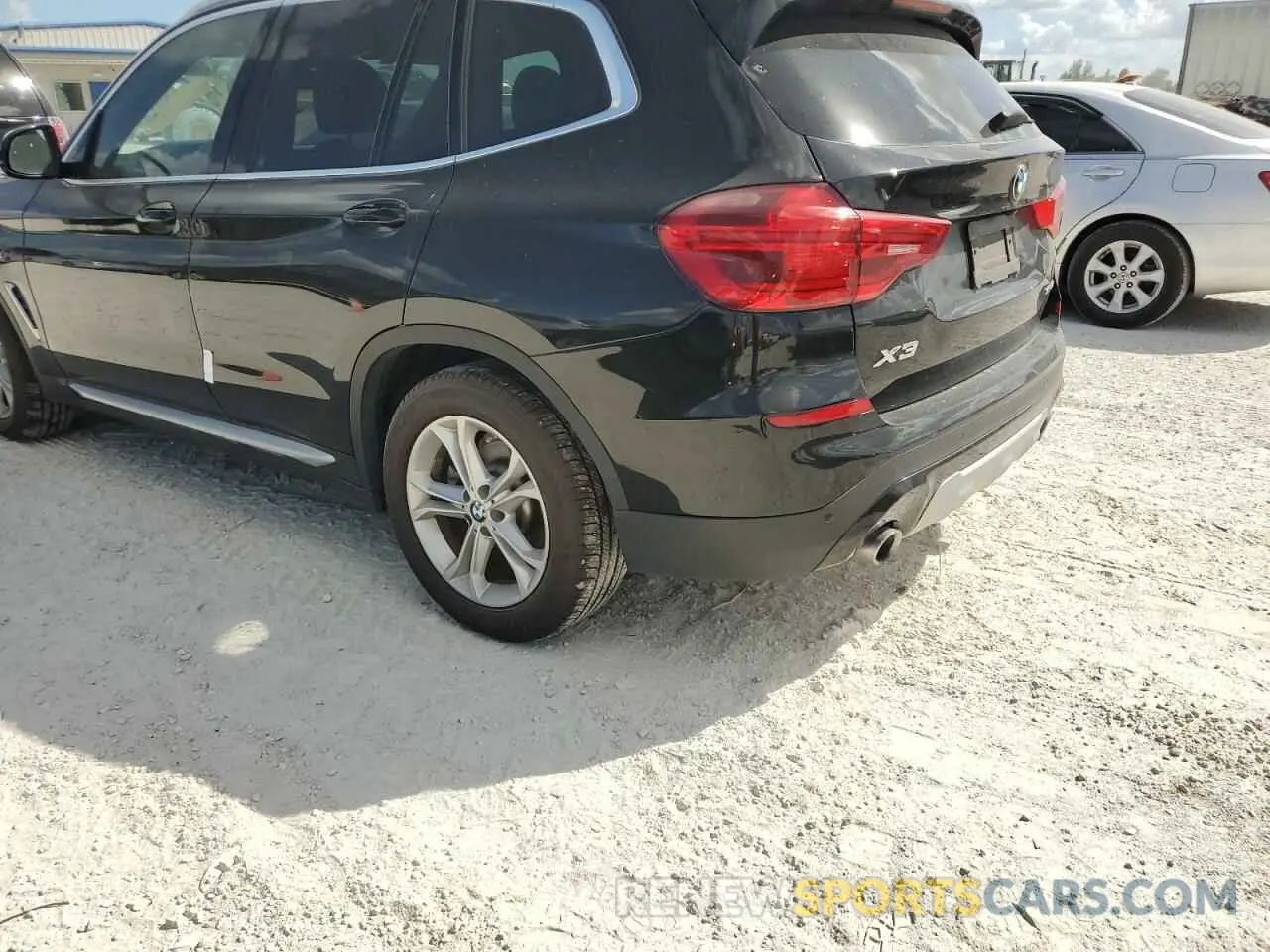 2 Photograph of a damaged car 5UXTR7C50KLR46280 BMW X3 2019